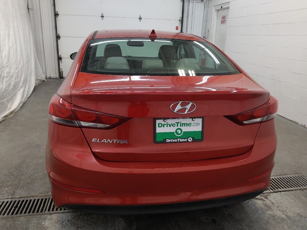 2018 Hyundai Elantra in Fairfield, OH 45014 - 18118892 6