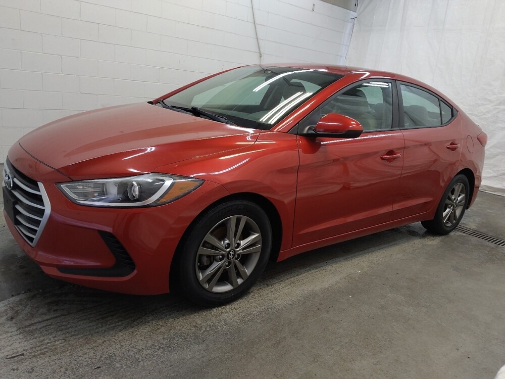 2018 Hyundai Elantra in Fairfield, OH 45014 - 18118892 2