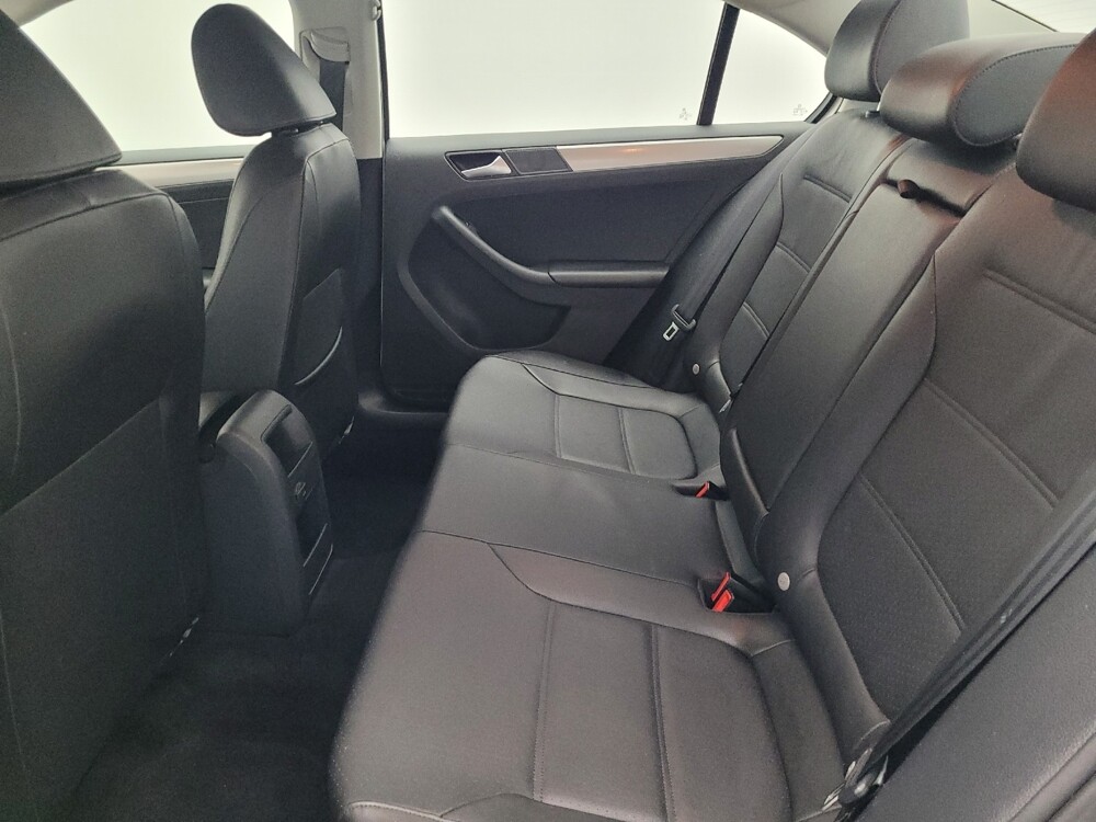 2017 Volkswagen Jetta in Gainesville, FL 32609 - 18118901 18