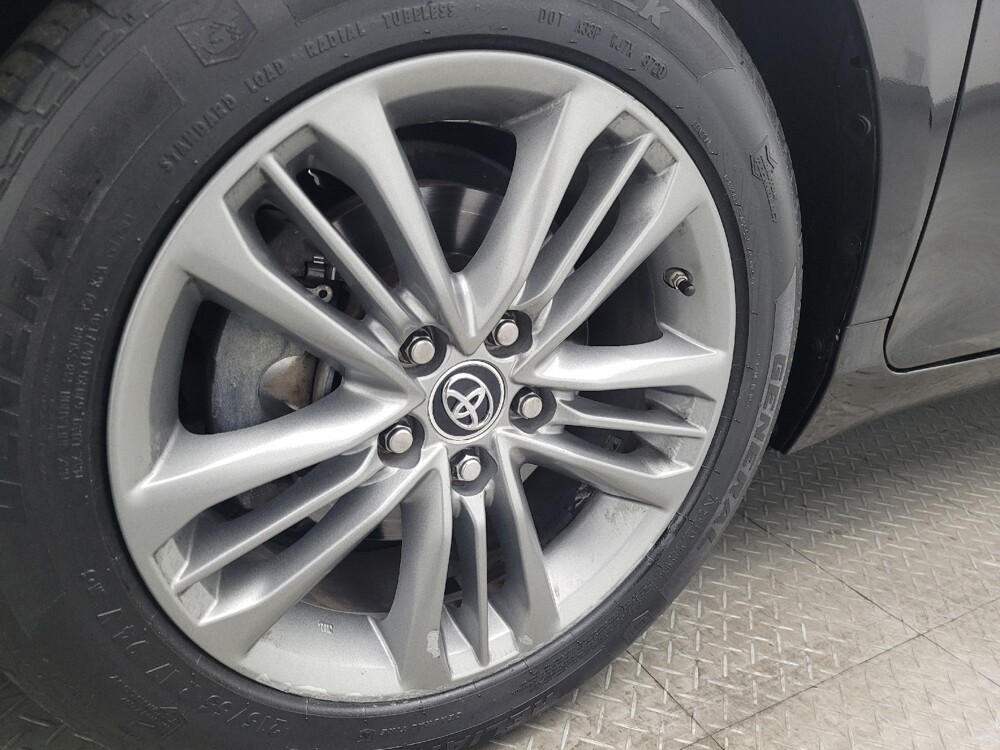 2015 Toyota Camry in Jacksonville, FL 32210 - 18118910 31