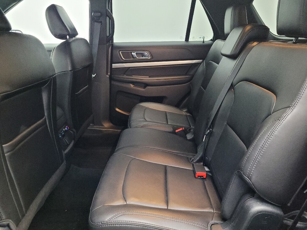 2018 Ford Explorer in Jacksonville, FL 32210 - 18118913 18