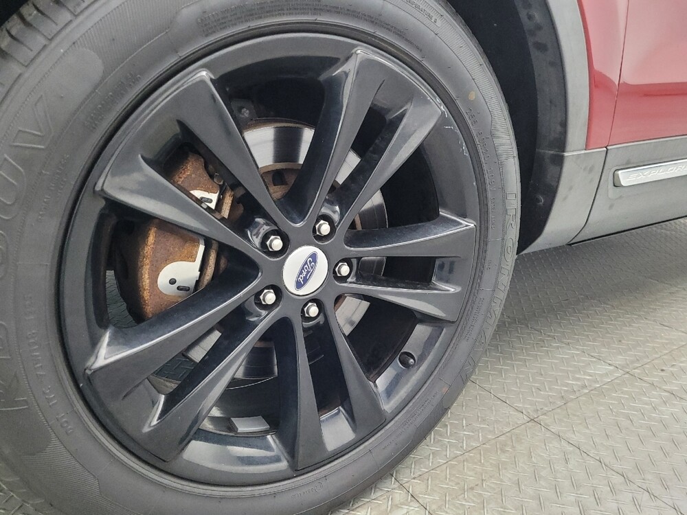 2018 Ford Explorer in Jacksonville, FL 32210 - 18118913 31