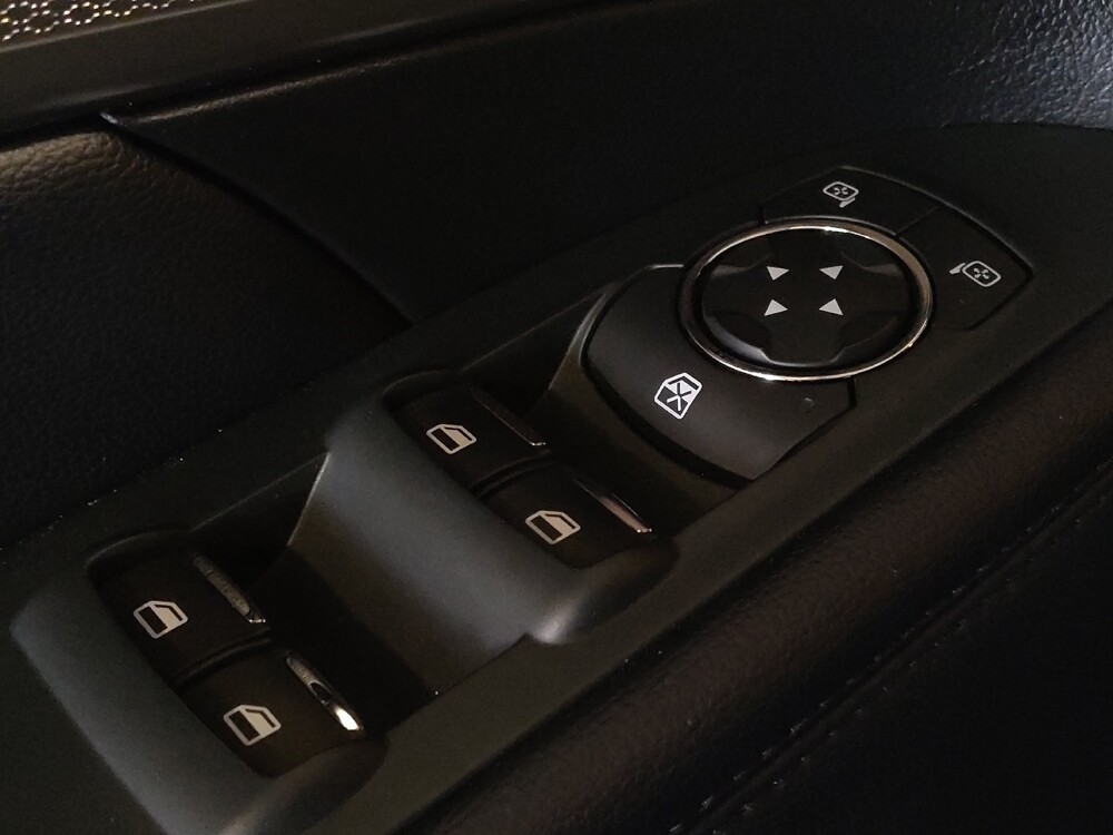 2018 Ford Explorer in Jacksonville, FL 32210 - 18118913 27