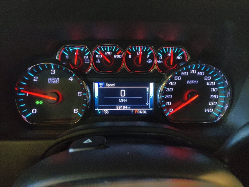 2018 Chevrolet Tahoe in Gainesville, FL 32609 - 18118917 23