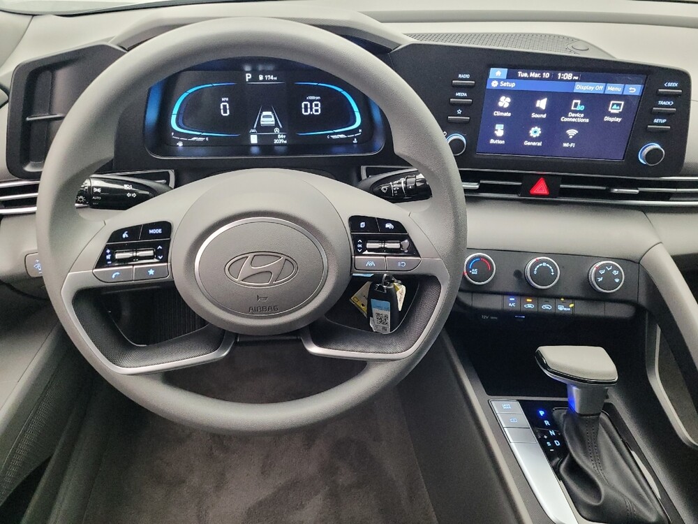 2025 Hyundai Elantra in Sanford, FL 32773 - 18118918 22