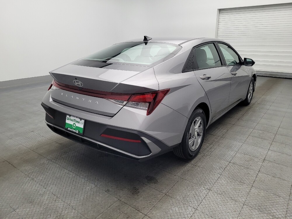 2025 Hyundai Elantra in Sanford, FL 32773 - 18118918 9