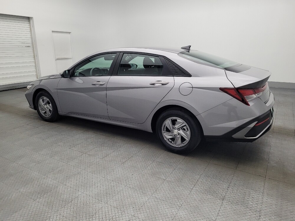 2025 Hyundai Elantra in Sanford, FL 32773 - 18118918 3