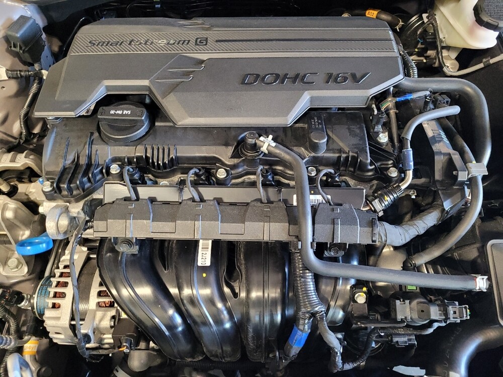 2025 Hyundai Elantra in Sanford, FL 32773 - 18118918 30