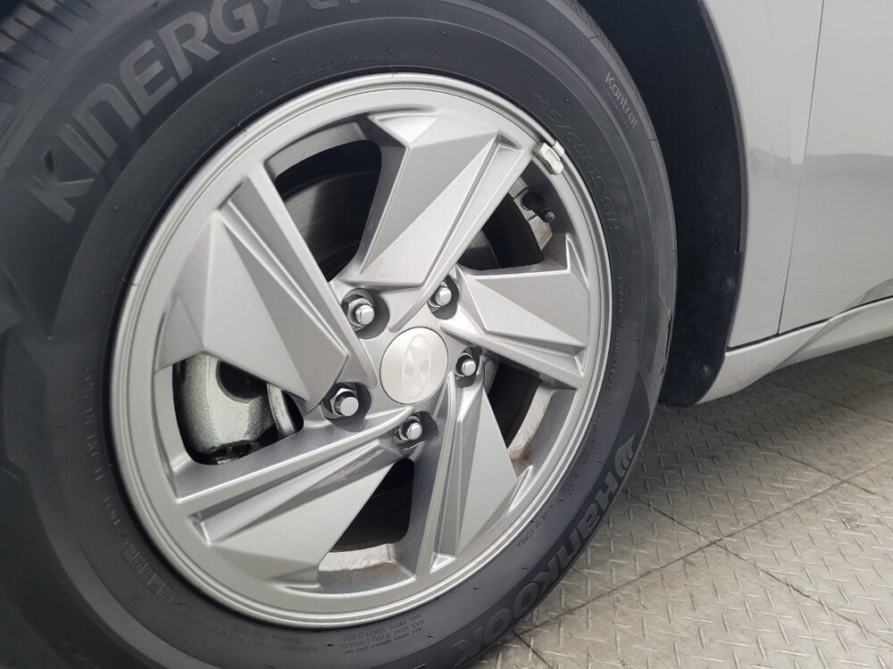 2025 Hyundai Elantra in Sanford, FL 32773 - 18118918 31