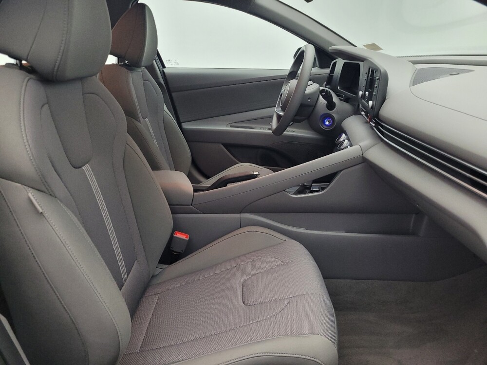 2025 Hyundai Elantra in Sanford, FL 32773 - 18118918 21