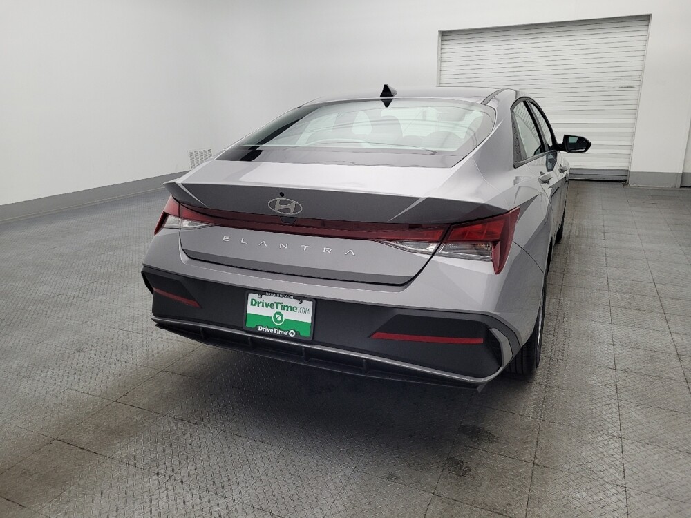 2025 Hyundai Elantra in Sanford, FL 32773 - 18118918 7