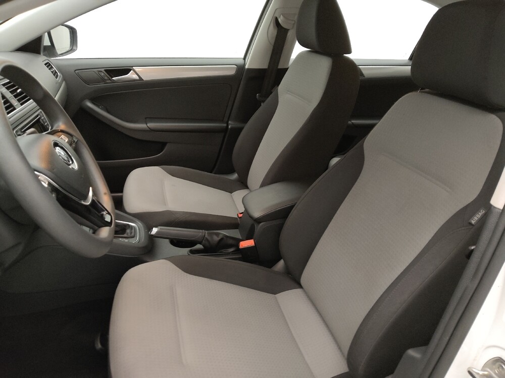 2017 Volkswagen Jetta in Greensboro, NC 27407 - 18118921 17