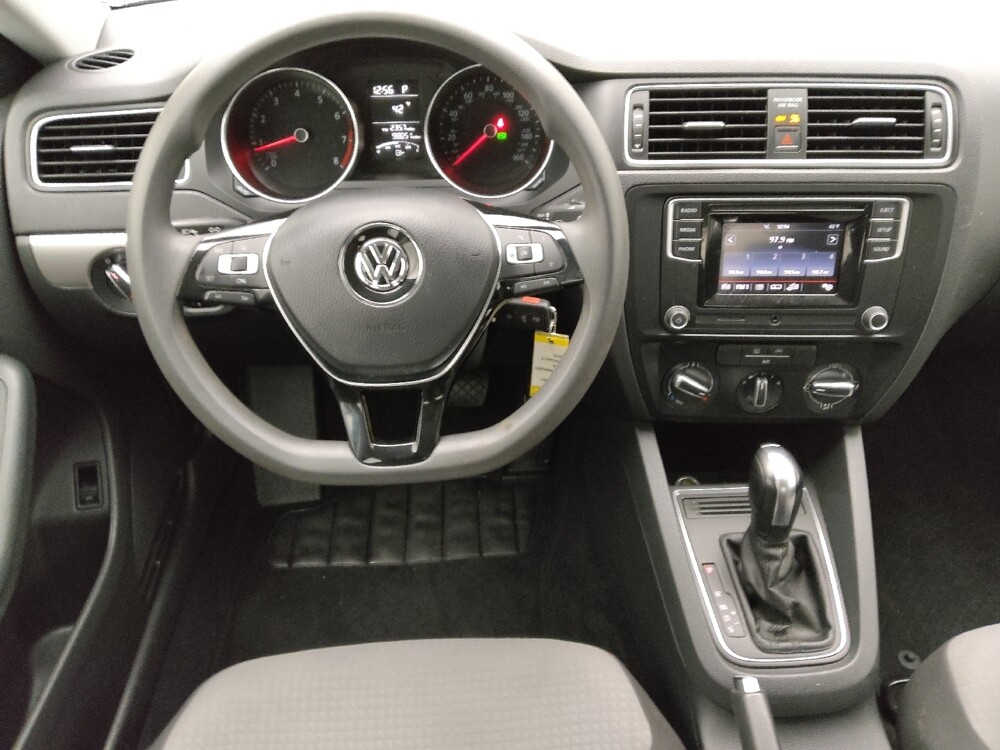 2017 Volkswagen Jetta in Greensboro, NC 27407 - 18118921 22