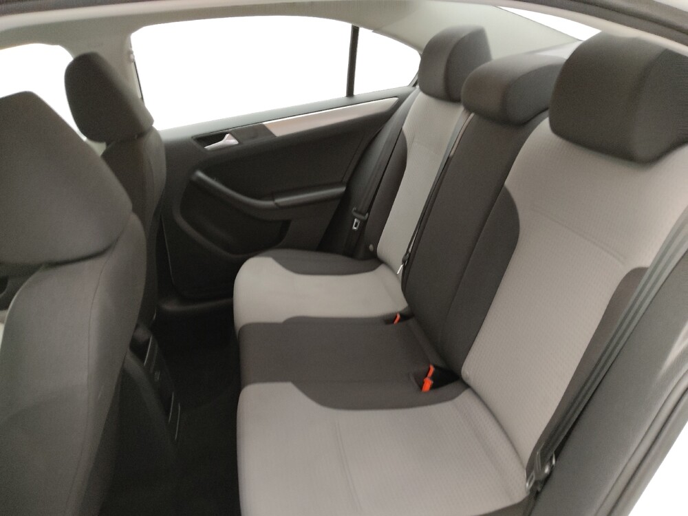 2017 Volkswagen Jetta in Greensboro, NC 27407 - 18118921 18