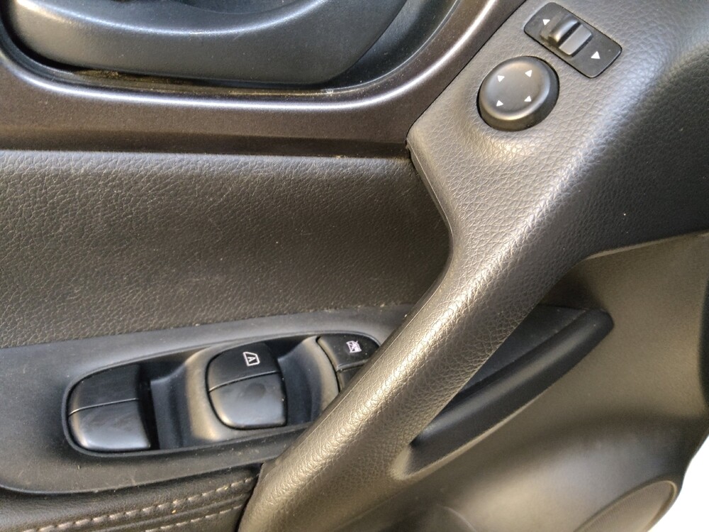 2020 Nissan Rogue Sport in Greenville, SC 29607 - 18118929 27