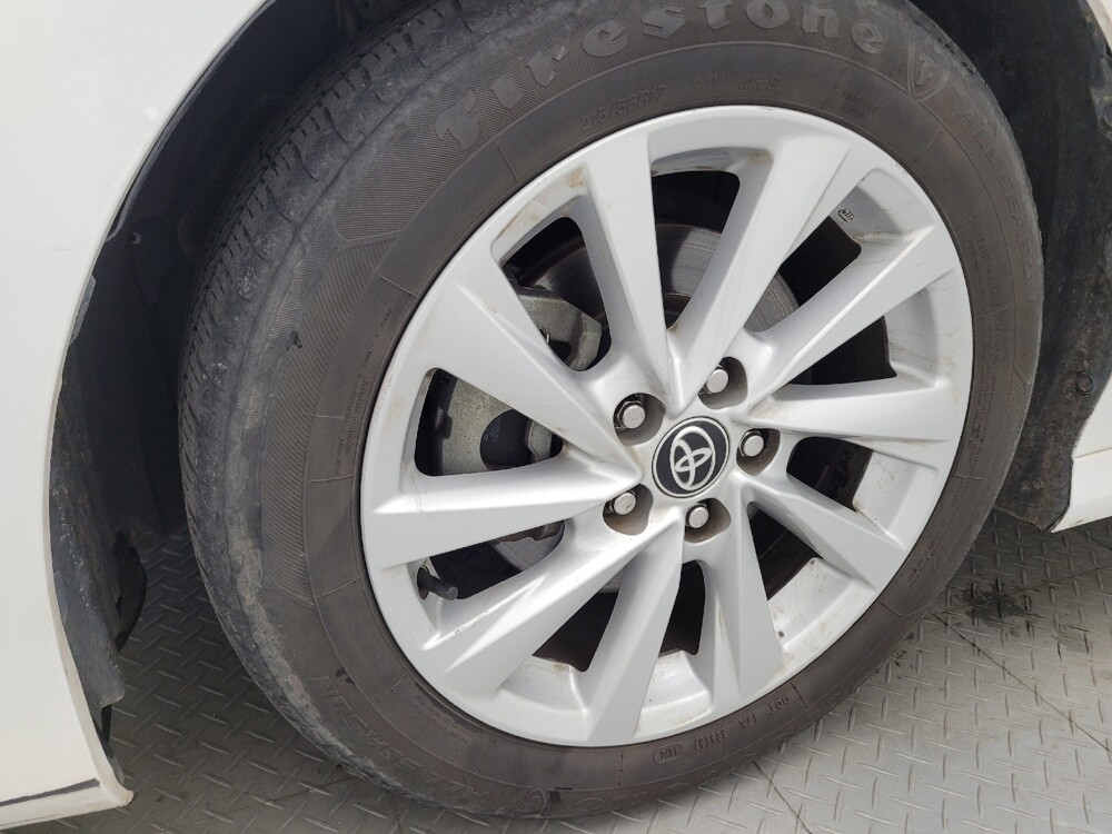 2021 Toyota Camry in Greensboro, NC 27407 - 18118938 31