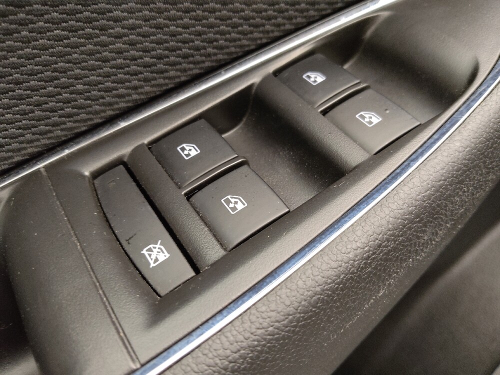 2017 Chevrolet Cruze in Denver, CO 80012 - 18118941 27