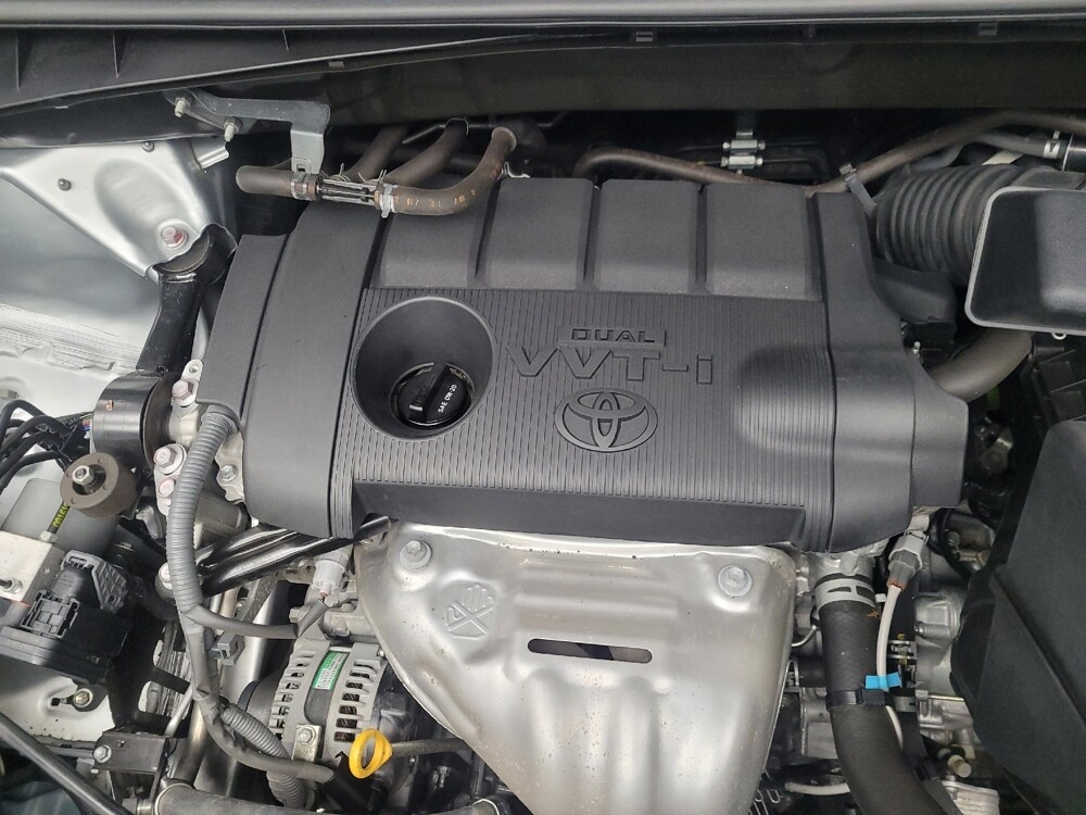 2019 Toyota Highlander in Memphis, TN 38115 - 18118946 30