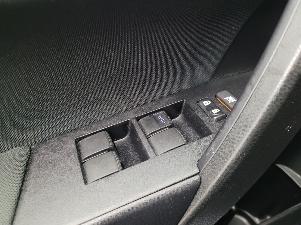 2018 Toyota Corolla in Huntsville, AL 35816 - 18118949 27