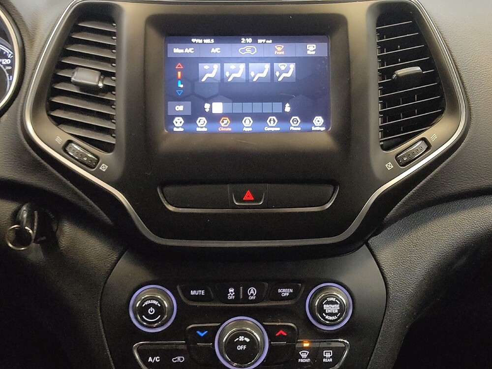 2019 Jeep Cherokee in Fairfield, OH 45014 - 18118971 25