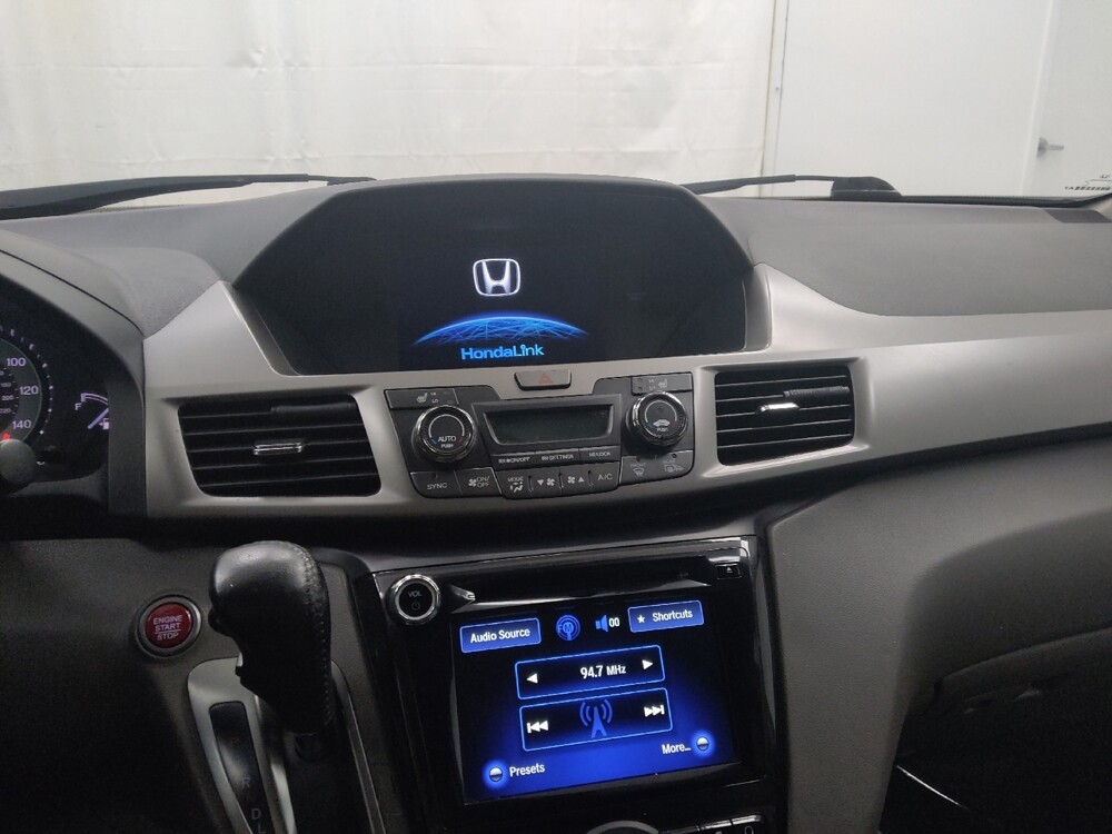 2016 Honda Odyssey in St. Louis, MO 63125 - 18118981 25