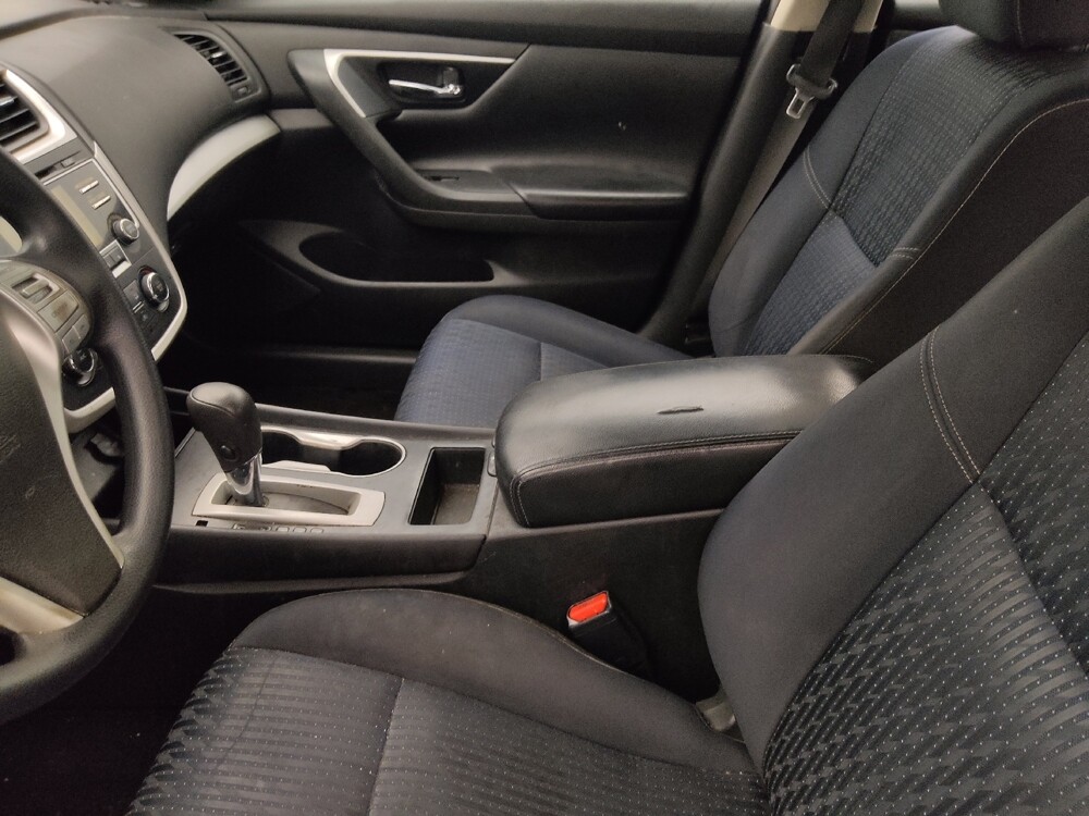2017 Nissan Altima in Columbus, GA 31909 - 18118982 17