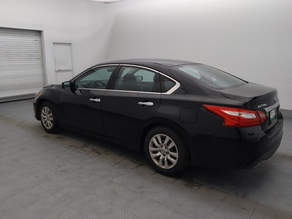 2017 Nissan Altima in Columbus, GA 31909 - 18118982 3