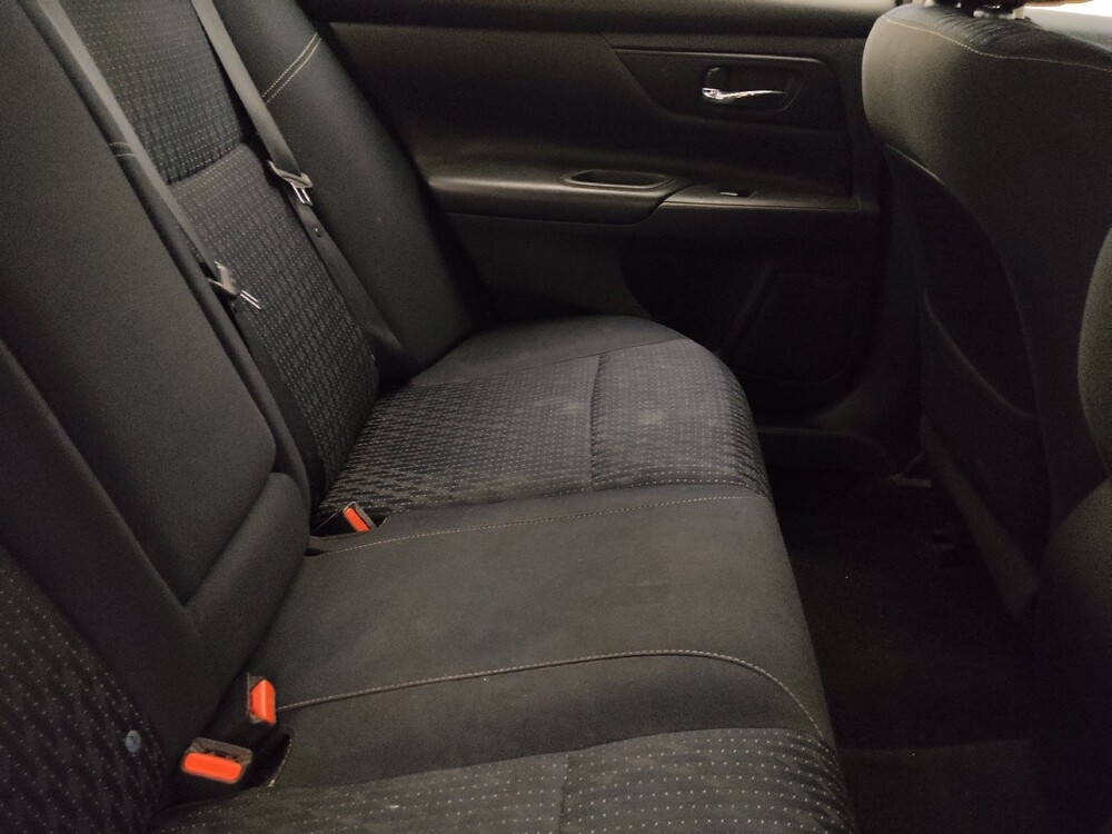 2017 Nissan Altima in Columbus, GA 31909 - 18118982 19