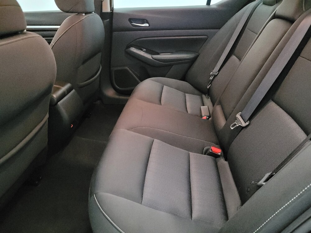 2021 Nissan Altima in Plymouth Meeting, PA 19462 - 18118987 18