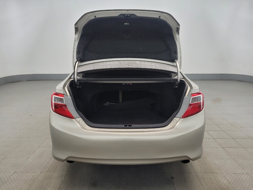 2014 Toyota Camry in Pittsburgh, PA 15236 - 18118991 29