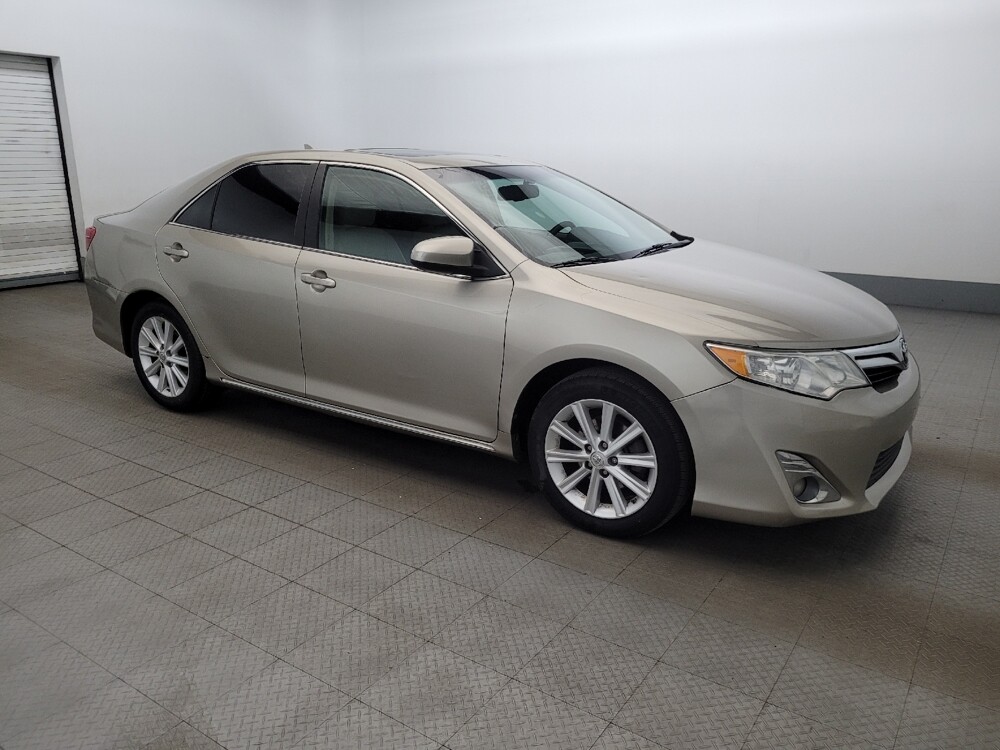 2014 Toyota Camry in Pittsburgh, PA 15236 - 18118991 11