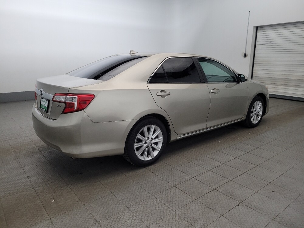 2014 Toyota Camry in Pittsburgh, PA 15236 - 18118991 10