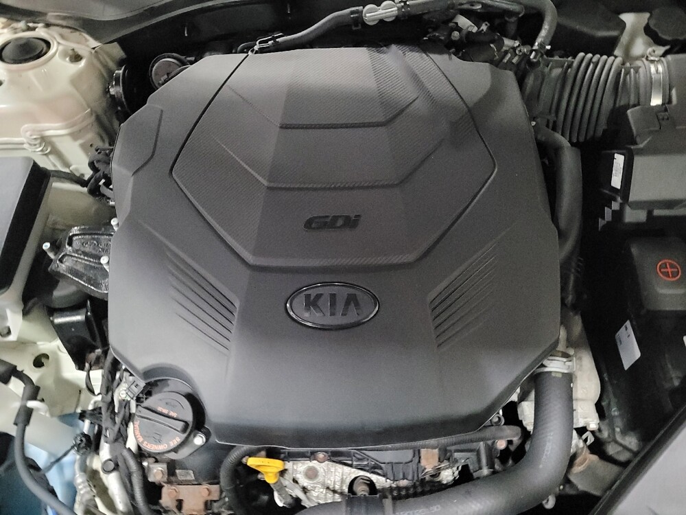 2019 Kia Cadenza in New Castle, DE 19720 - 18119003 30