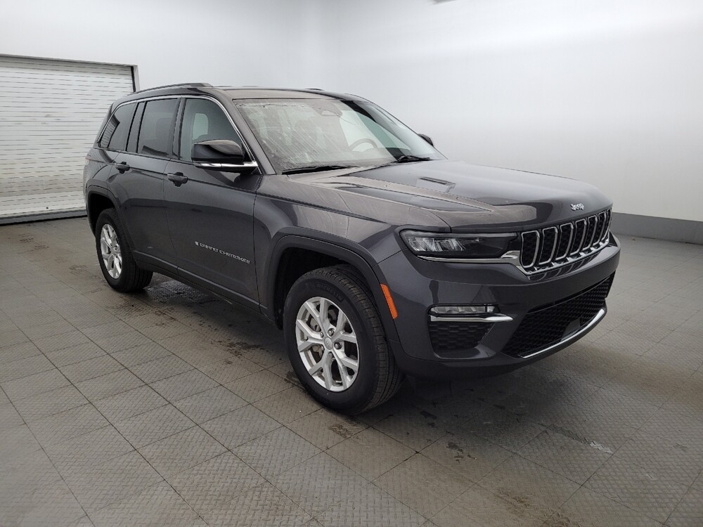2023 Jeep Grand Cherokee in Pittsburgh, PA 15237 - 18119004 13