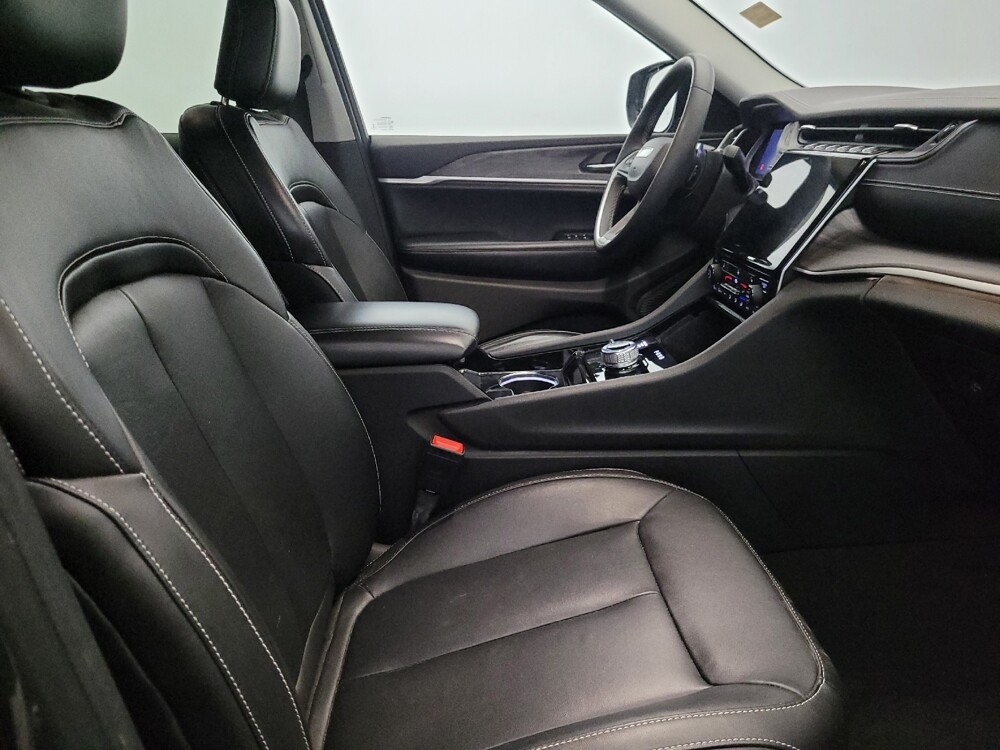 2023 Jeep Grand Cherokee in Pittsburgh, PA 15237 - 18119004 21