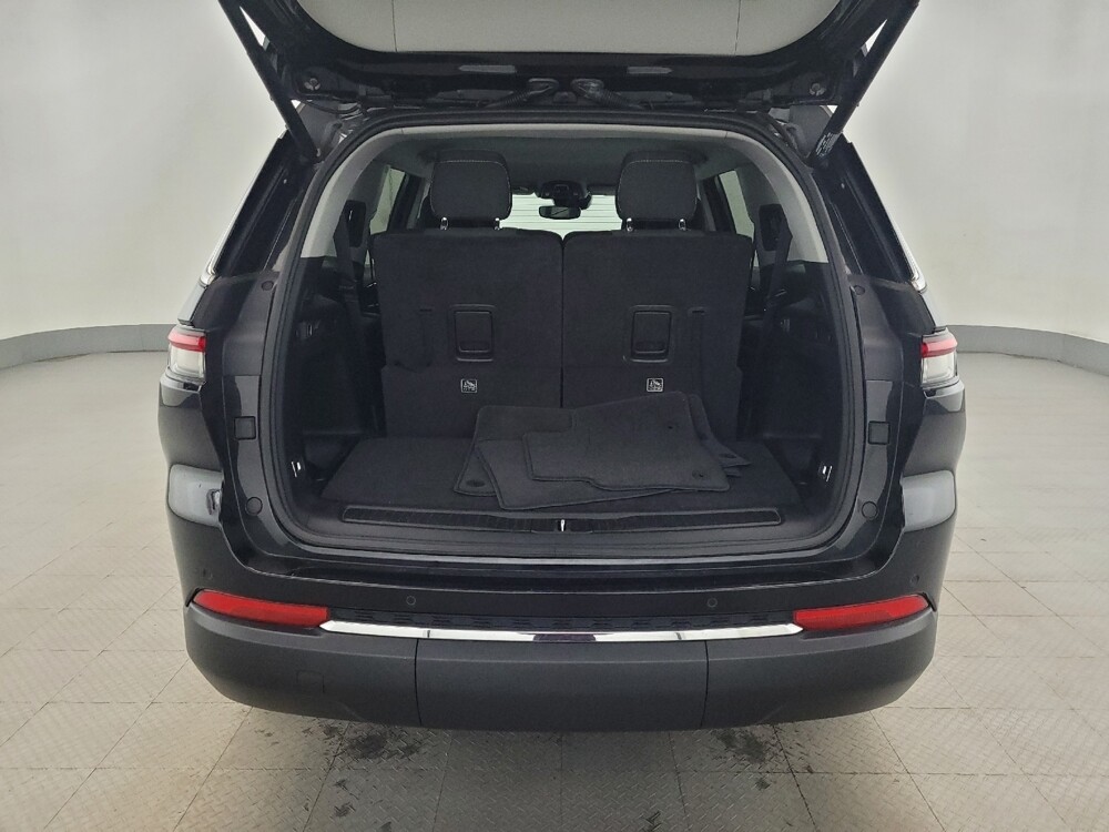 2021 Jeep Grand Cherokee L in Pittsburgh, PA 15236 - 18119005 29