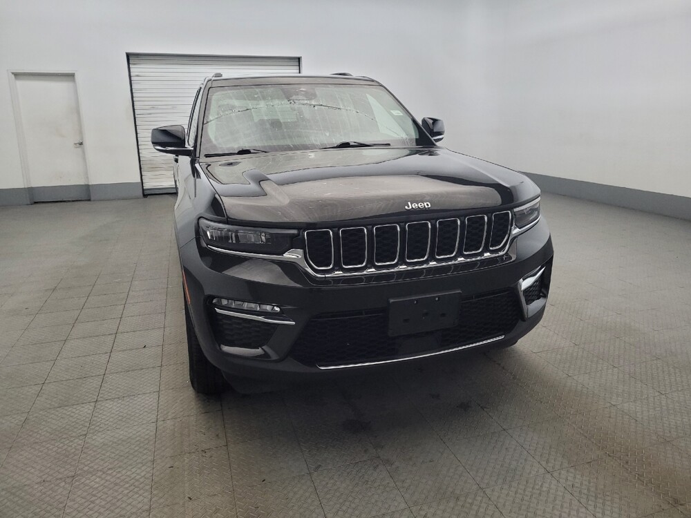 2023 Jeep Grand Cherokee in Pittsburgh, PA 15237 - 18119010 14