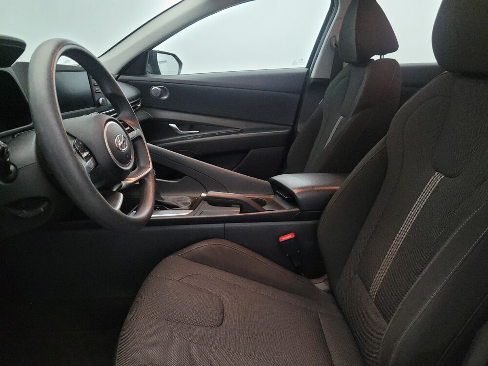 2023 Hyundai Elantra in Glen Burnie, MD 21061 - 18119011 17