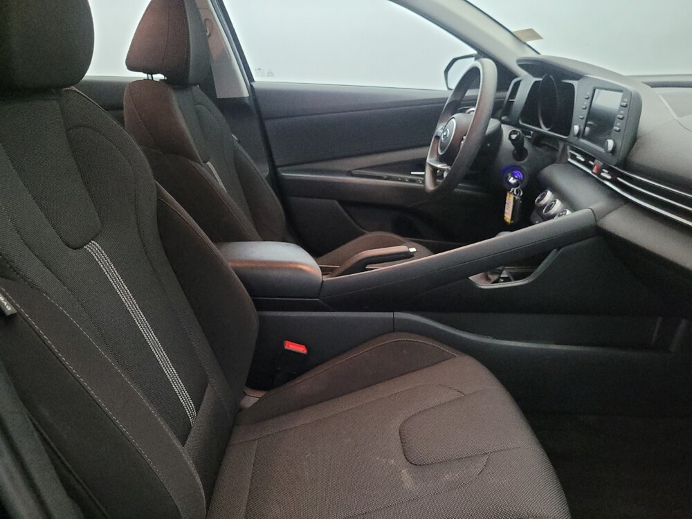 2023 Hyundai Elantra in Glen Burnie, MD 21061 - 18119011 21