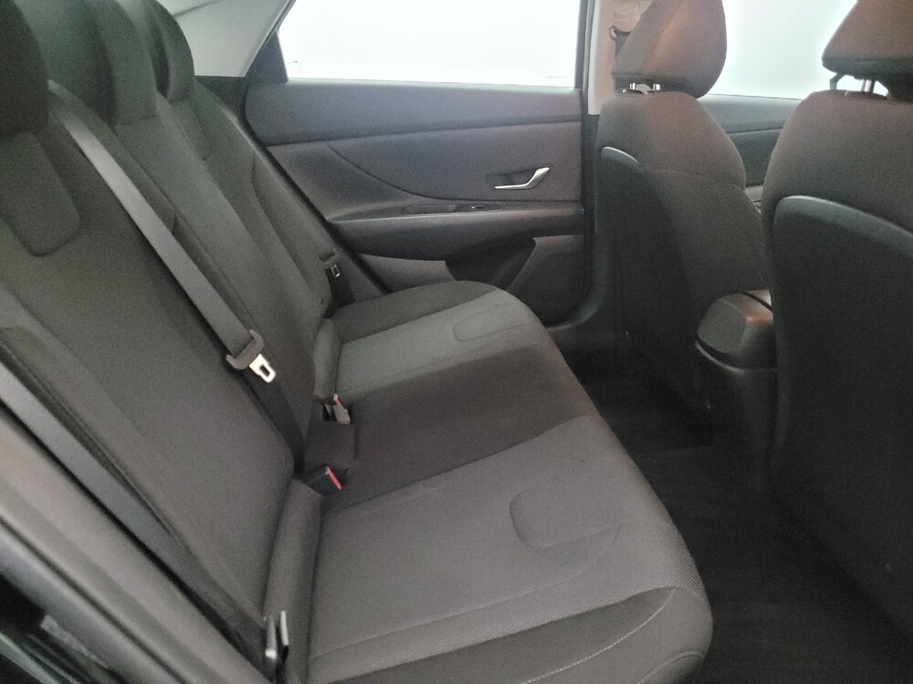 2023 Hyundai Elantra in Glen Burnie, MD 21061 - 18119011 19