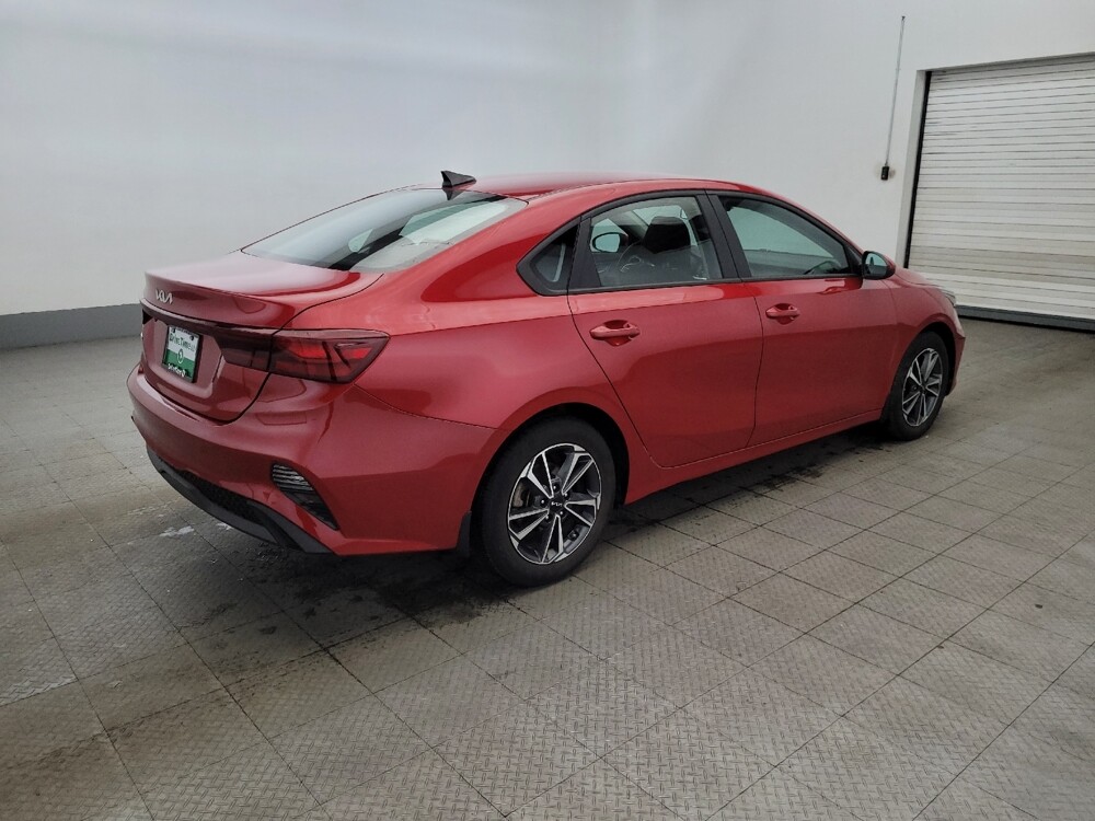 2023 Kia Forte in Glen Burnie, MD 21061 - 18119017 10