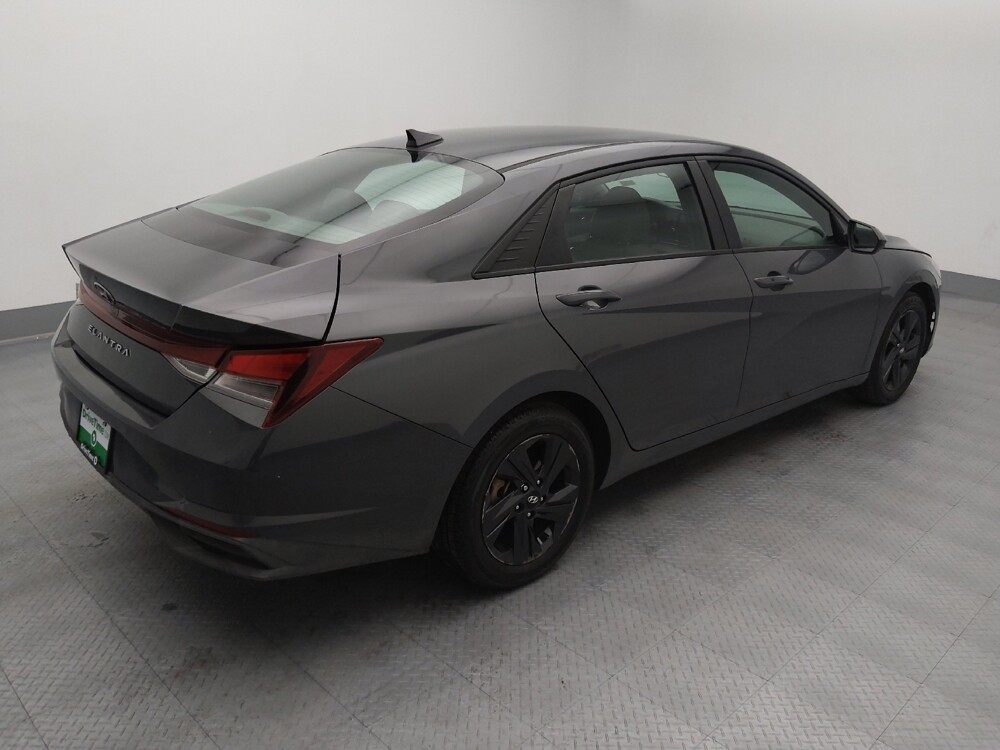 2023 Hyundai Elantra in St. Louis, MO 63136 - 18119030 10