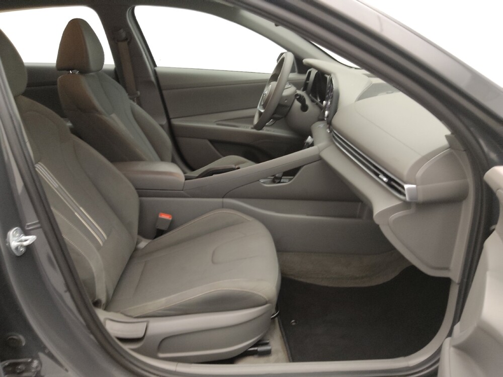 2023 Hyundai Elantra in St. Louis, MO 63136 - 18119030 21