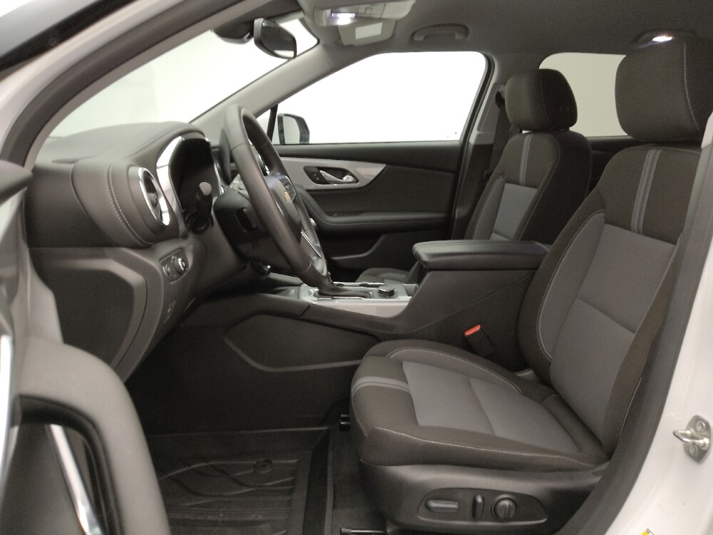 2023 Chevrolet Blazer in Independence, MO 64055 - 18119031 17