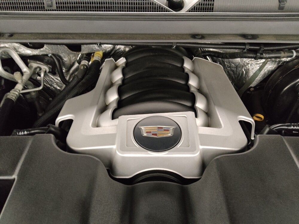 2017 Cadillac Escalade in Wichita, KS 67207 - 18119032 30