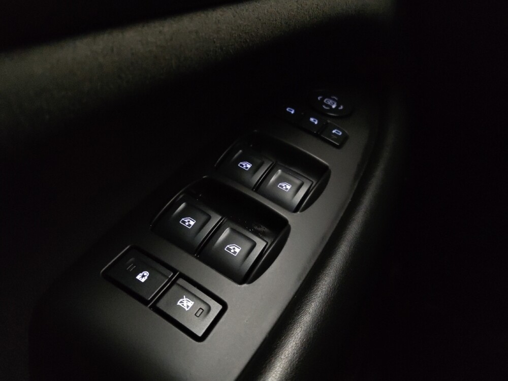 2017 Cadillac Escalade in Wichita, KS 67207 - 18119032 27