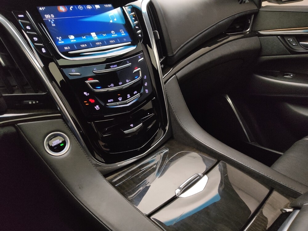 2017 Cadillac Escalade in Wichita, KS 67207 - 18119032 26