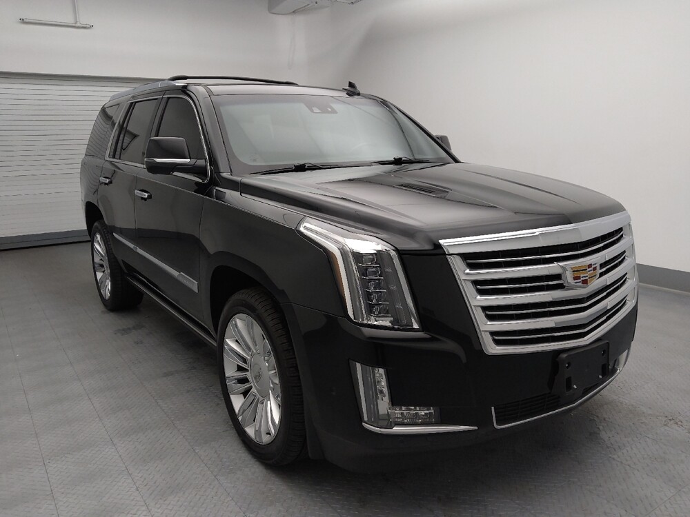 2017 Cadillac Escalade in Wichita, KS 67207 - 18119032 13