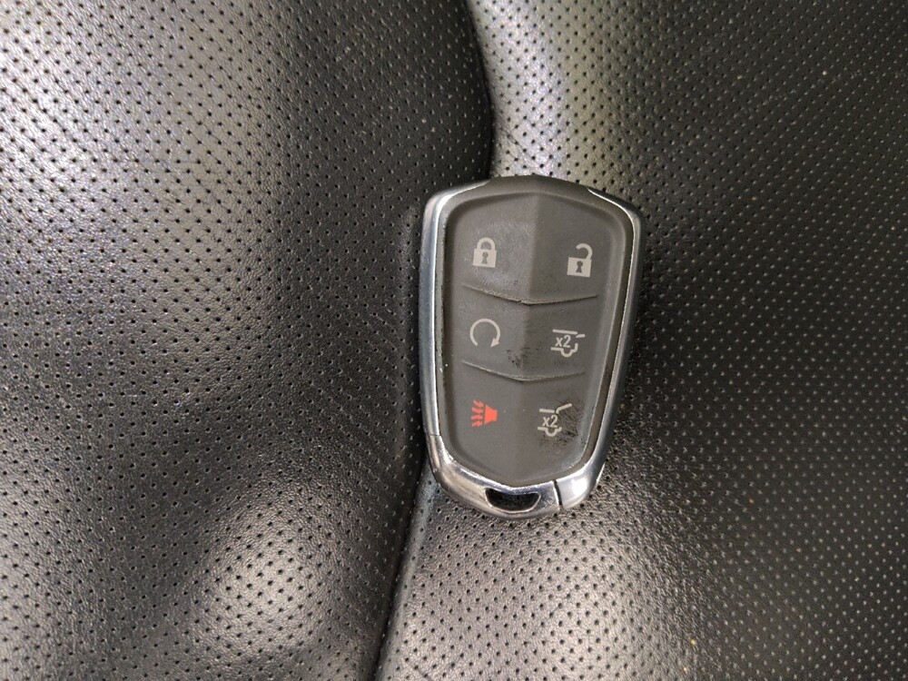 2017 Cadillac Escalade in Wichita, KS 67207 - 18119032 32