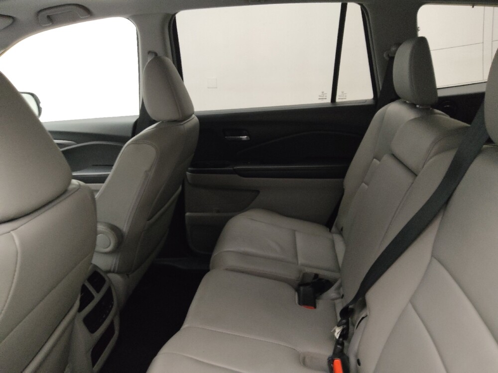 2017 Honda Pilot in Midlothian, IL 60445 - 18119035 18